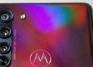 Iată prima imagine live cu Motorola Edge!