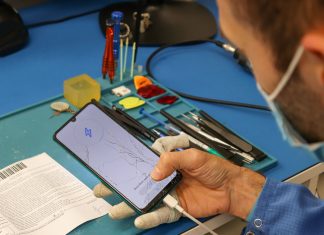 Aventura la service-ul Huawei – De ce să alegi un service autorizat? (VIDEO)