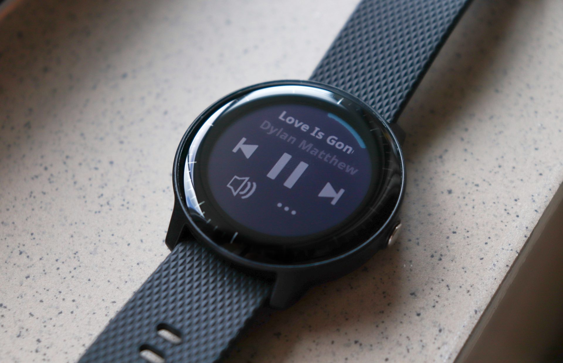 garmin vivoactive 3 smartwatch music