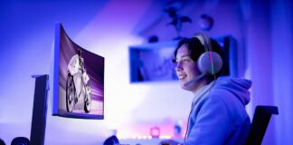 Evnia, noua gamă de monitoare și accesorii Philips, reinventează regulile gamingului
