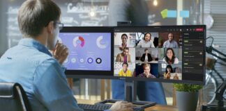 Philips lansează monitorul cu ecran SuperWide de 44 inci și cameră web de 5MP cu noise canceling