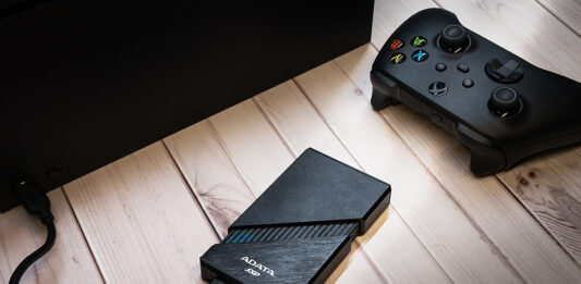 ADATA lansează SE920, primul SSD extern cu USB4 din industrie