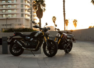 TRIUMPH LANSEAZĂ ÎN ROMÂNIA DOUĂ MODELE COMPLET NOI: SPEED 400 & SCRAMBLER 400 X