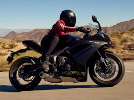 Triumph București lansează în România noul model Daytona 660 și prezintă lista noilor modele Triumph disponibile pentru sesiuni de testare