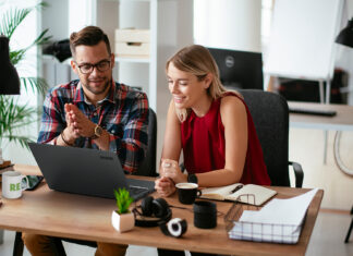 Acer lansează noua linie de laptopuri de business TravelMate AI