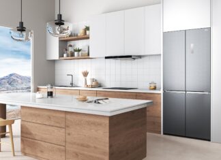 Eleganță și funcționalitate în bucătărie: TCL aduce un frigider cu spațiu generos și design discret