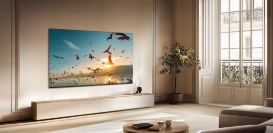 TCL intră în forță în Black Friday la Altex – pentru prima dată cu oferte spectaculoase