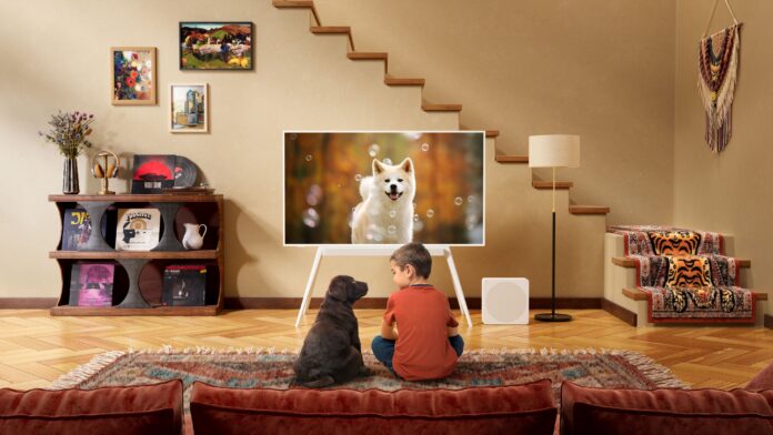 TCL NXTVISION Series Lifestye TV (1)